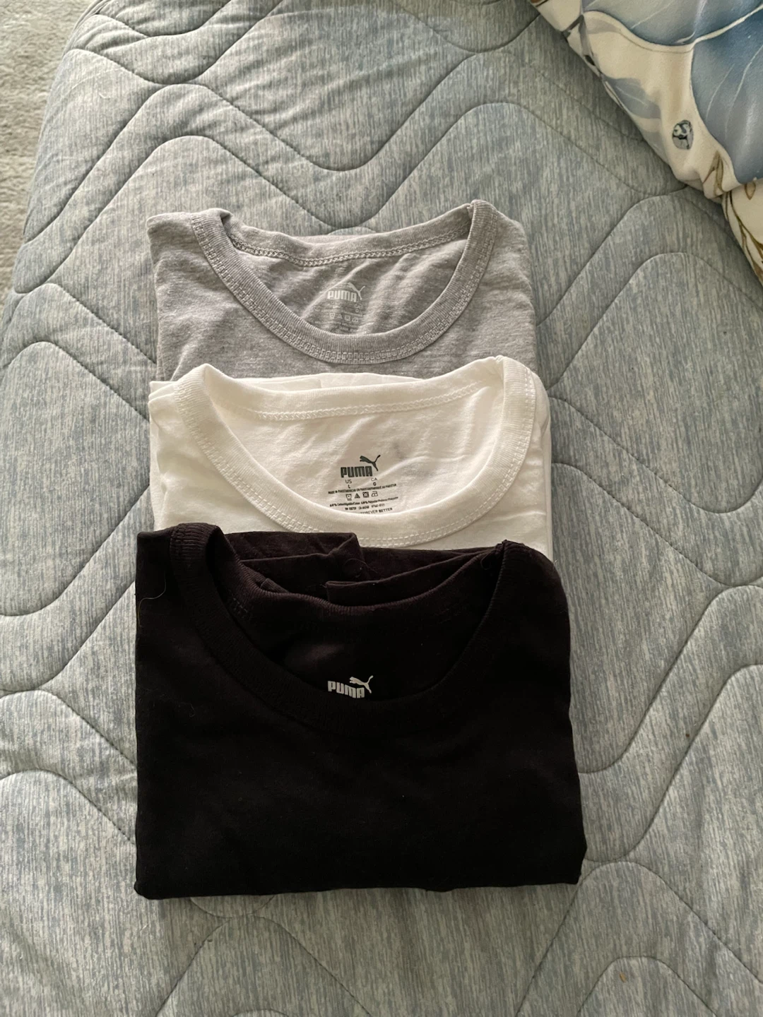 Puma T-Shirts -youth size 14-16 - 3 Pack (Black, White, Grey)