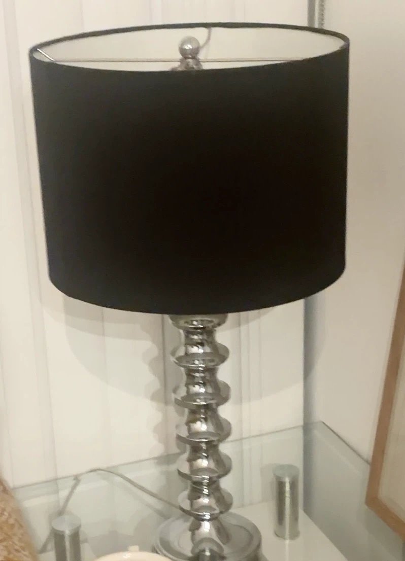 Black Drum Lampshade Steel base Table Lamp