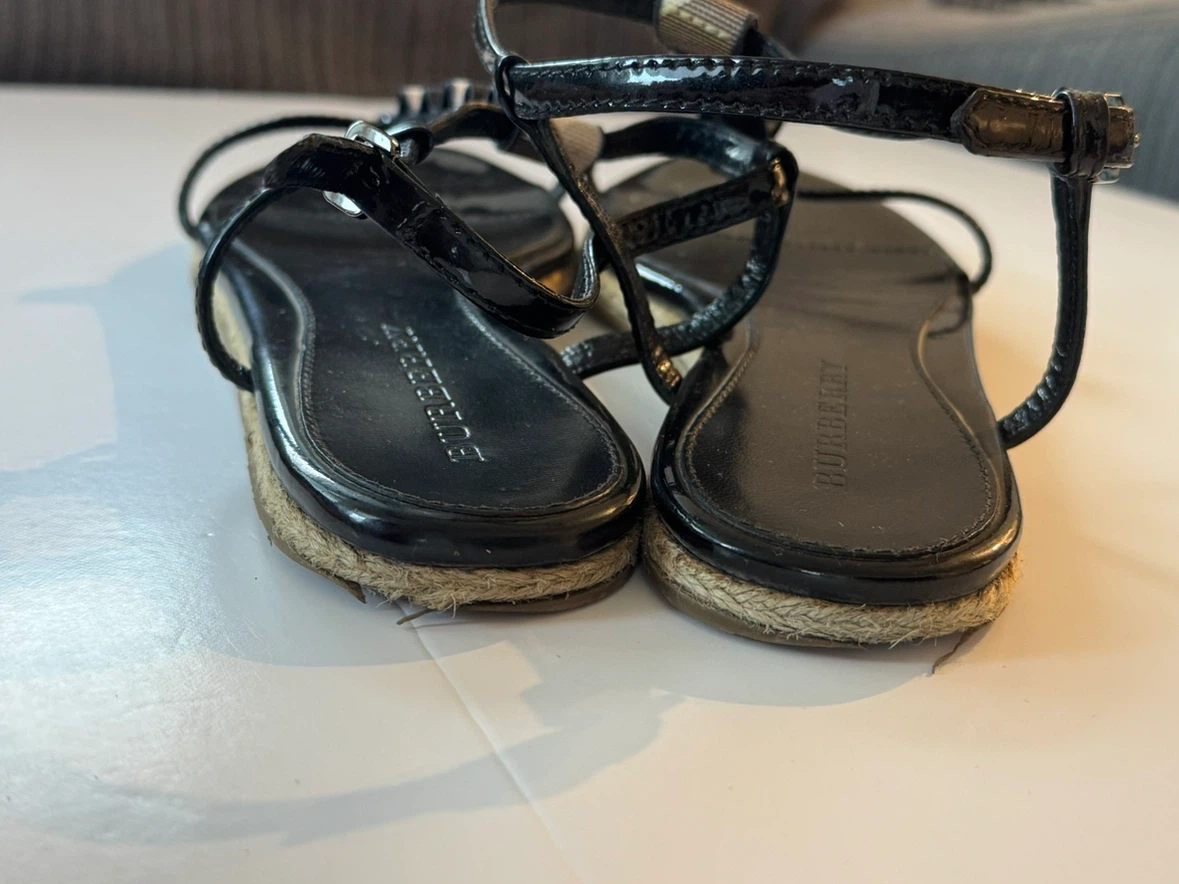 Burberry Nova Check Black Patent Sandals Size 40 - photo 3