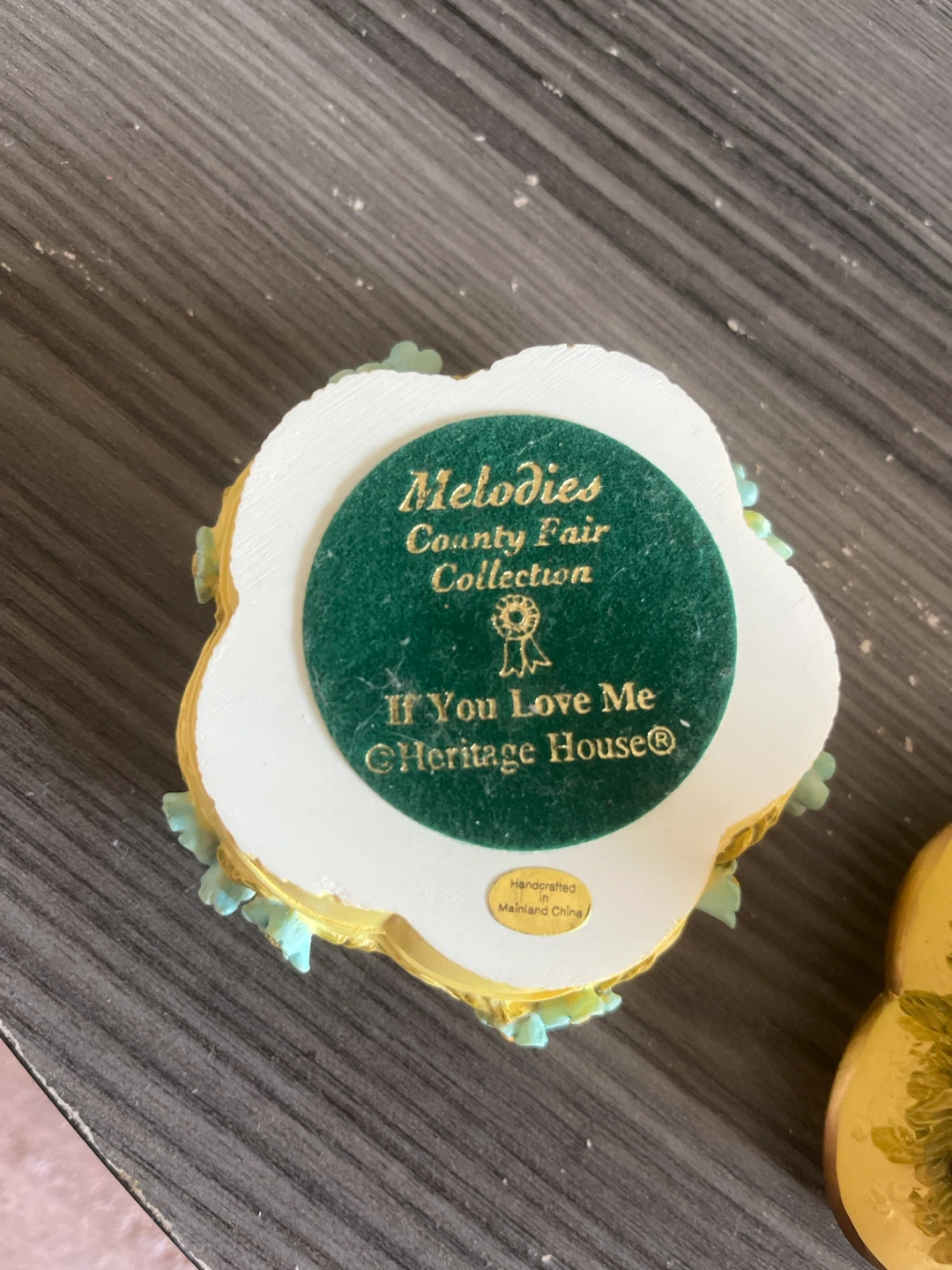 Heritage House Melodies Pig Music Box - photo 4