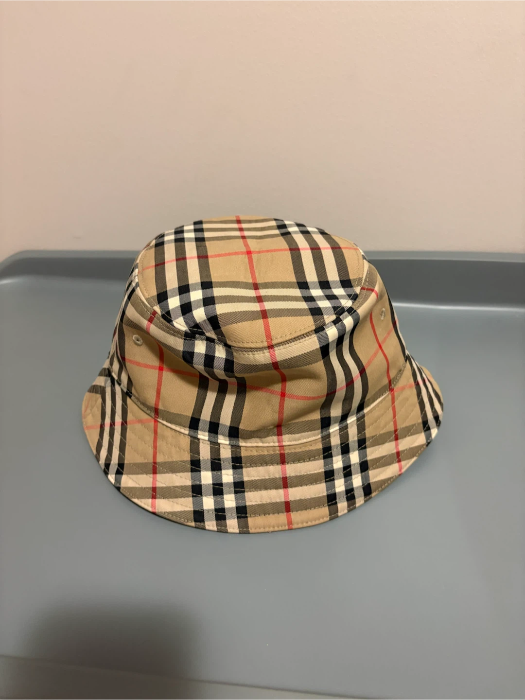 Burberry Check Bucket Hat - Size M