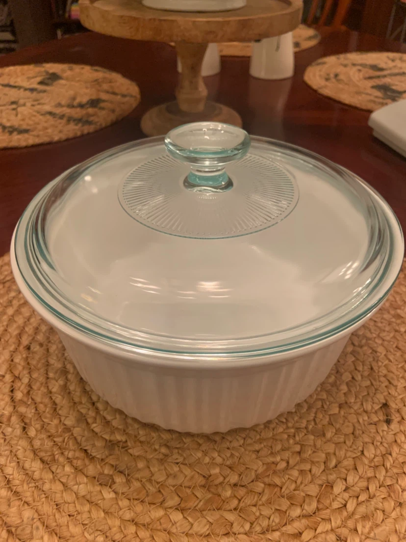 Pyrex Glass Casserole Dish with Lid
