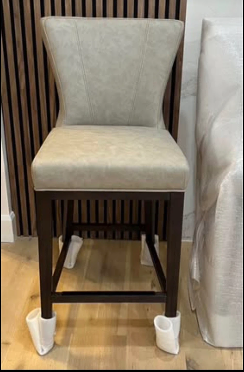 Set of 4 Upholstered Counter Stools - photo 2