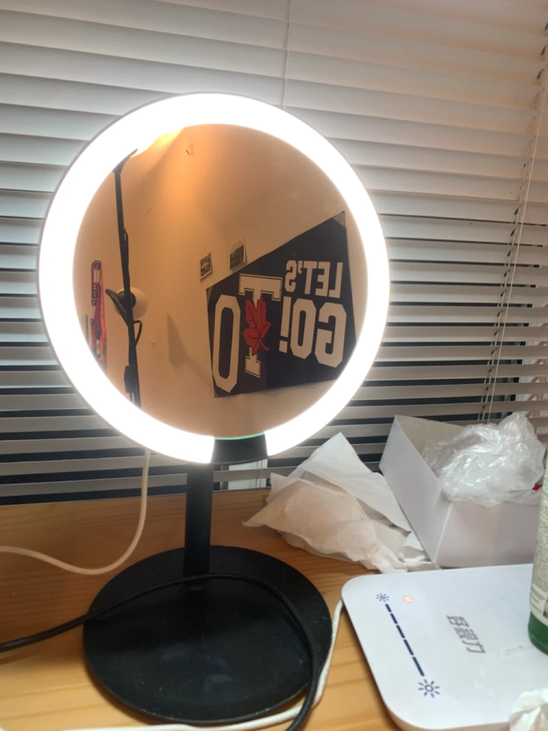 Amiro Lighted Makeup Mirror
