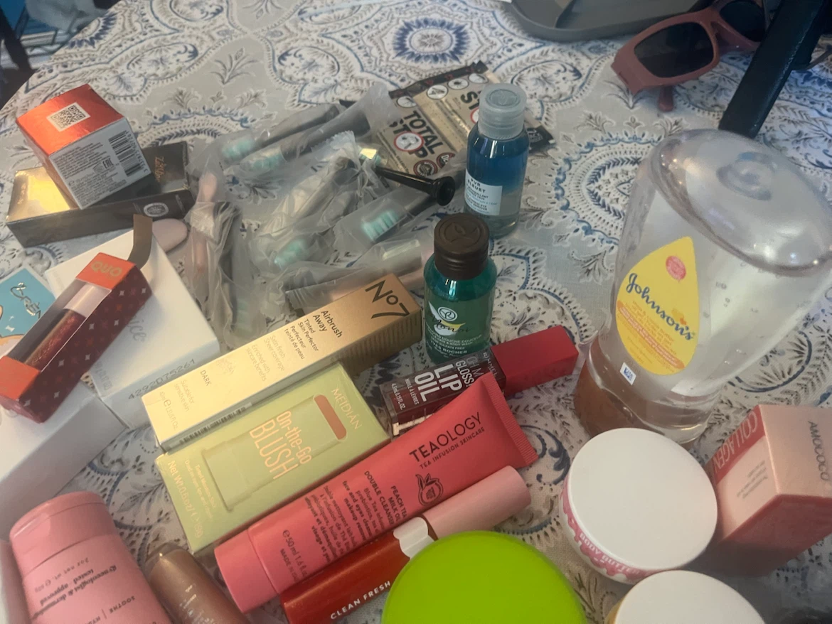 Assorted Beauty and Personal Care Products bundle - photo 4