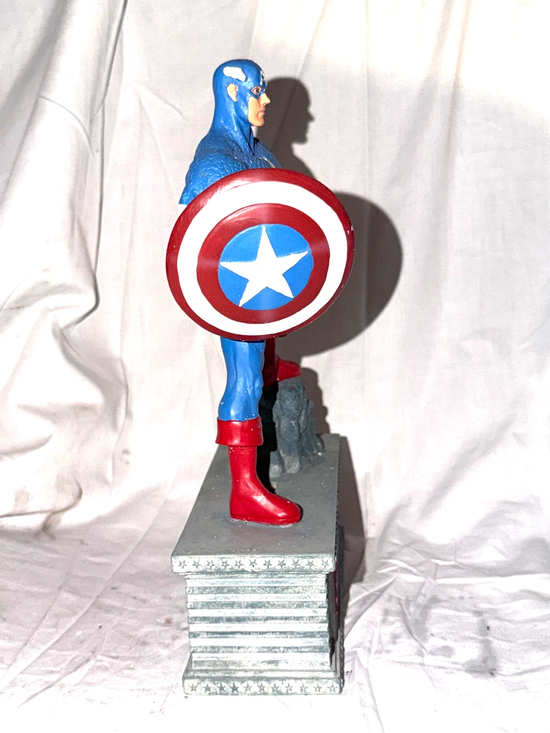 Captain America Coin Bank - photo 2