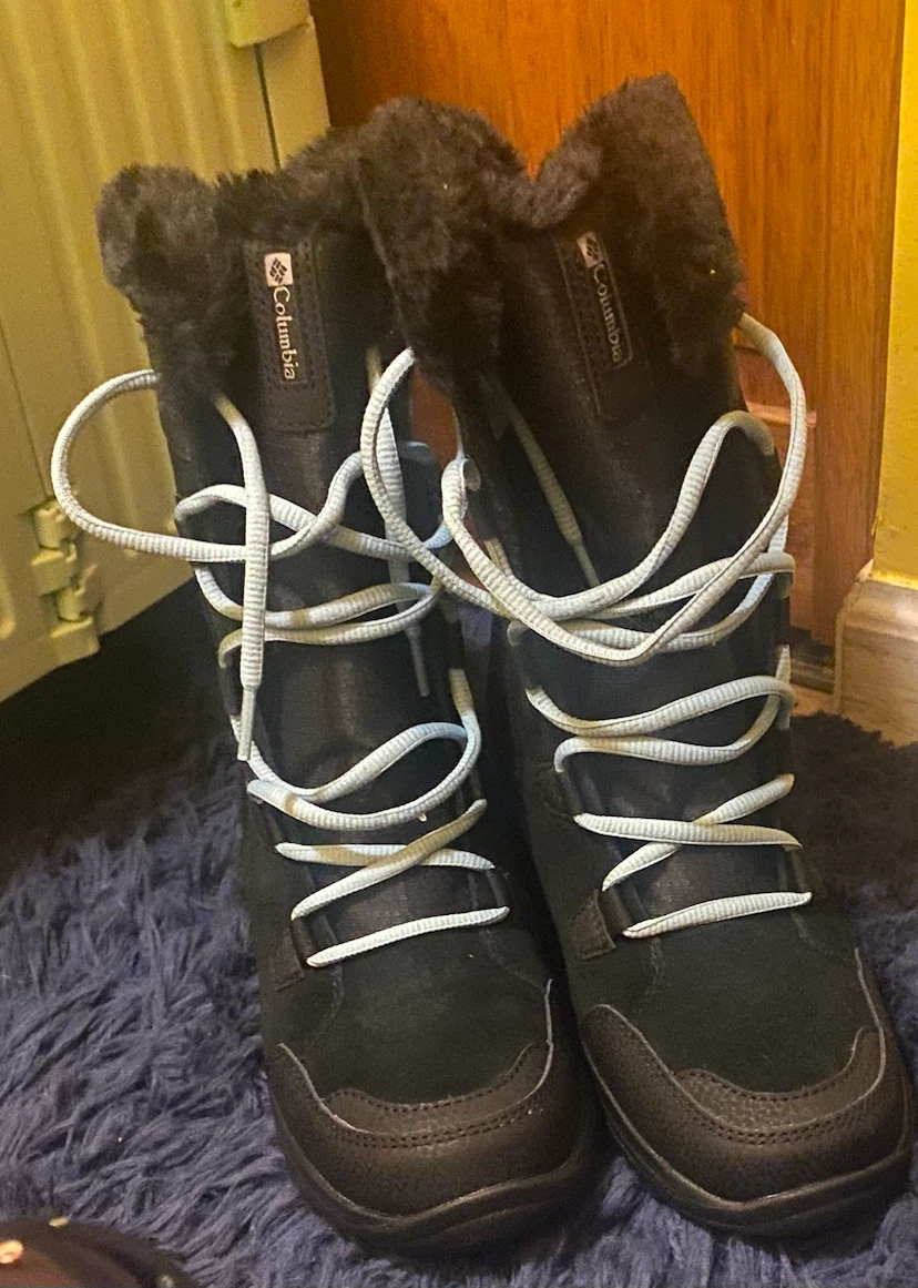 Columbia Black Snow Boots with Fur Trim - photo 2