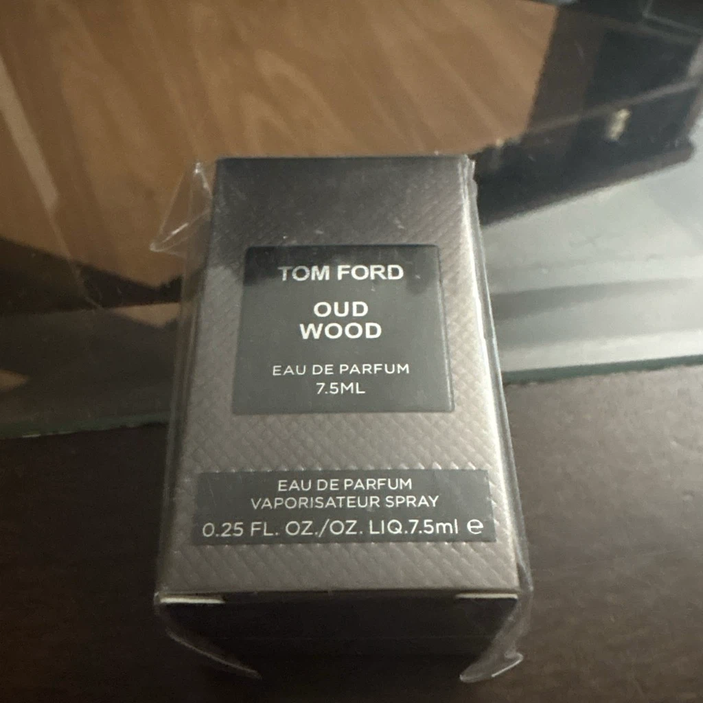 Tom Ford Oud Wood Eau de Parfum 7.5ML