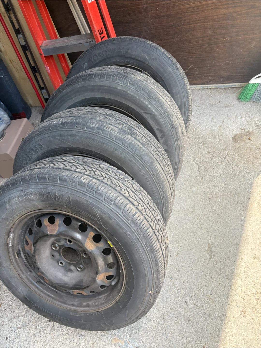 Set of 4 Yokohama Tires - photo 2