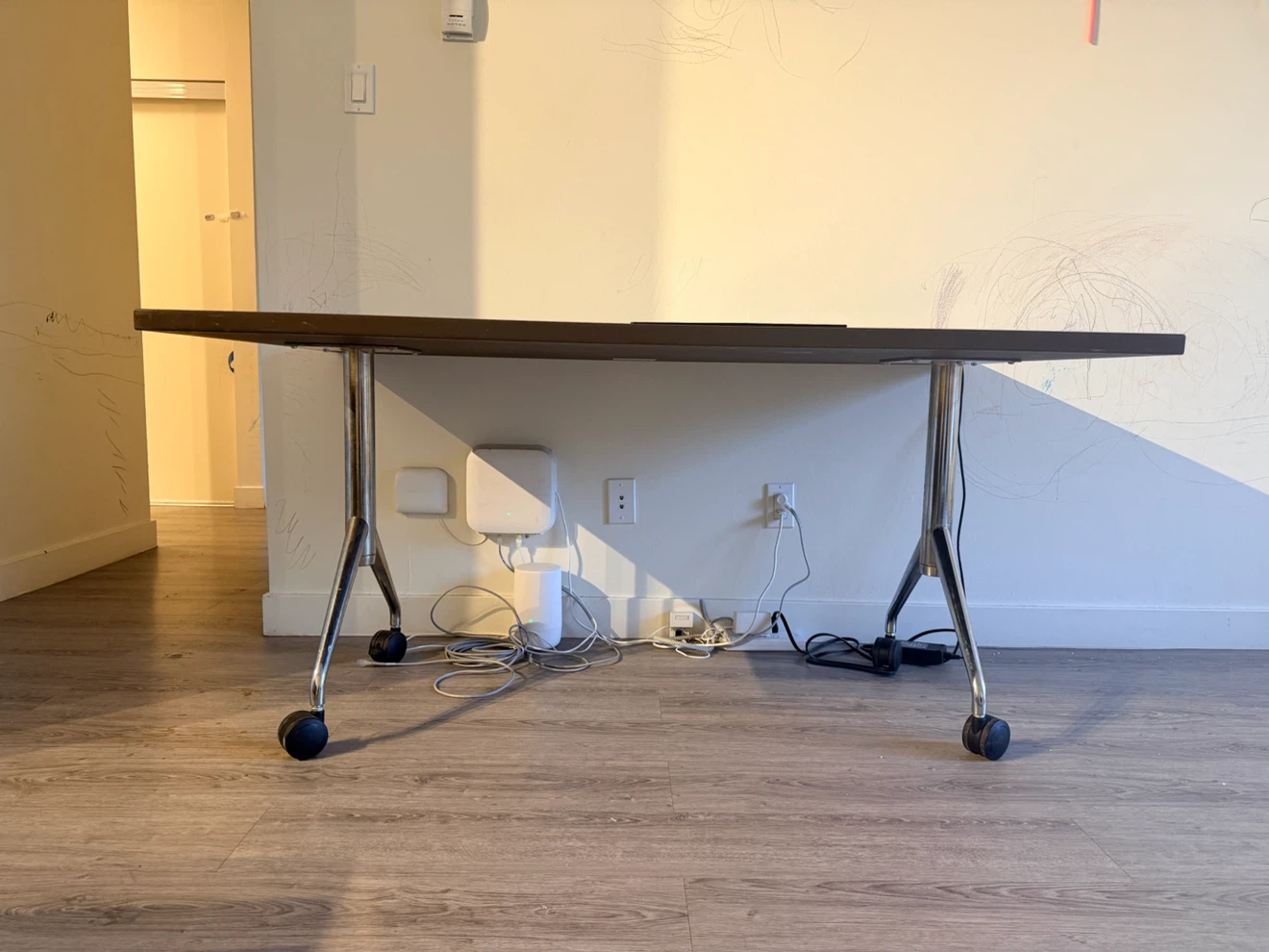 OFFICE/STUDY/DRAWING/ GARAGE Table - photo 2
