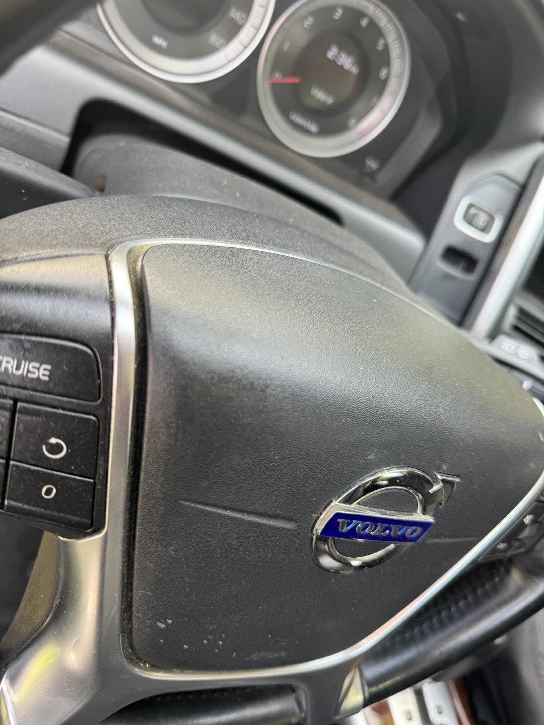 2012 Volvo XC60 AWD SUV - photo 4