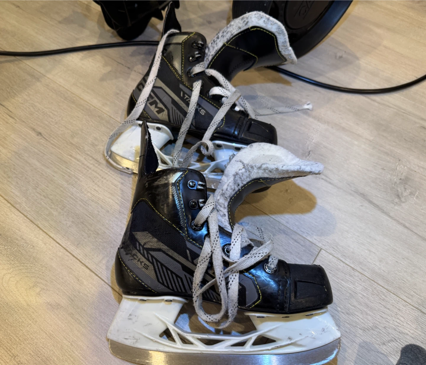 CCM Hockey Skates Size 13 - photo 4