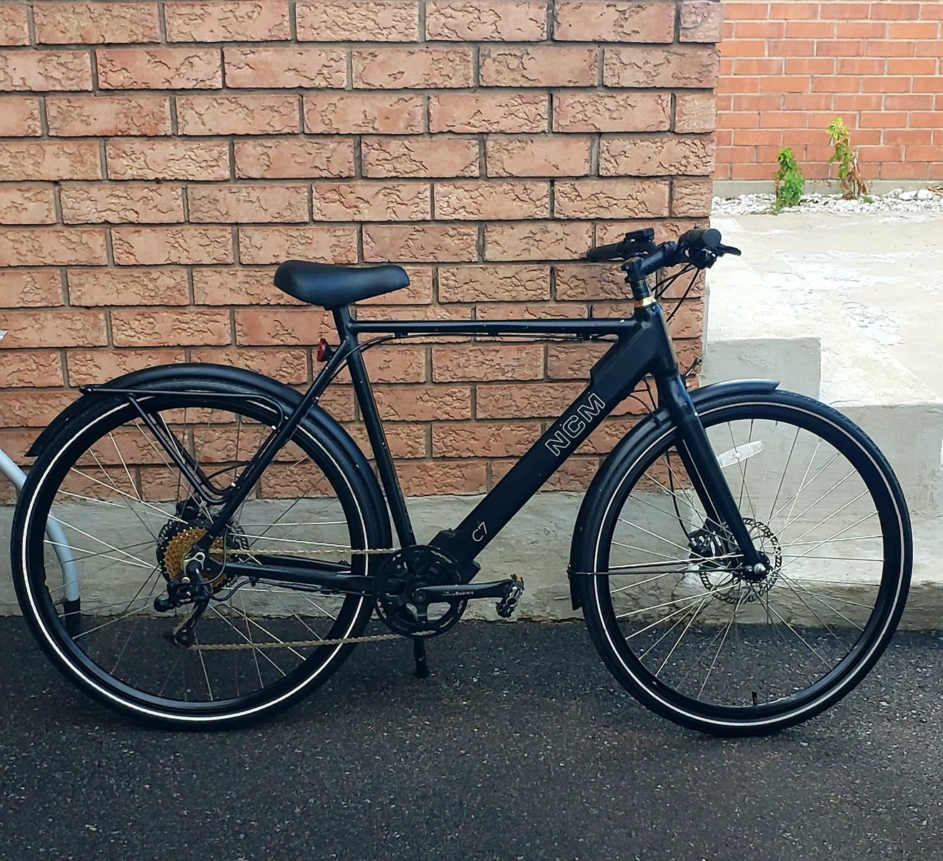 NCM Electric Bike- No battery - photo 2