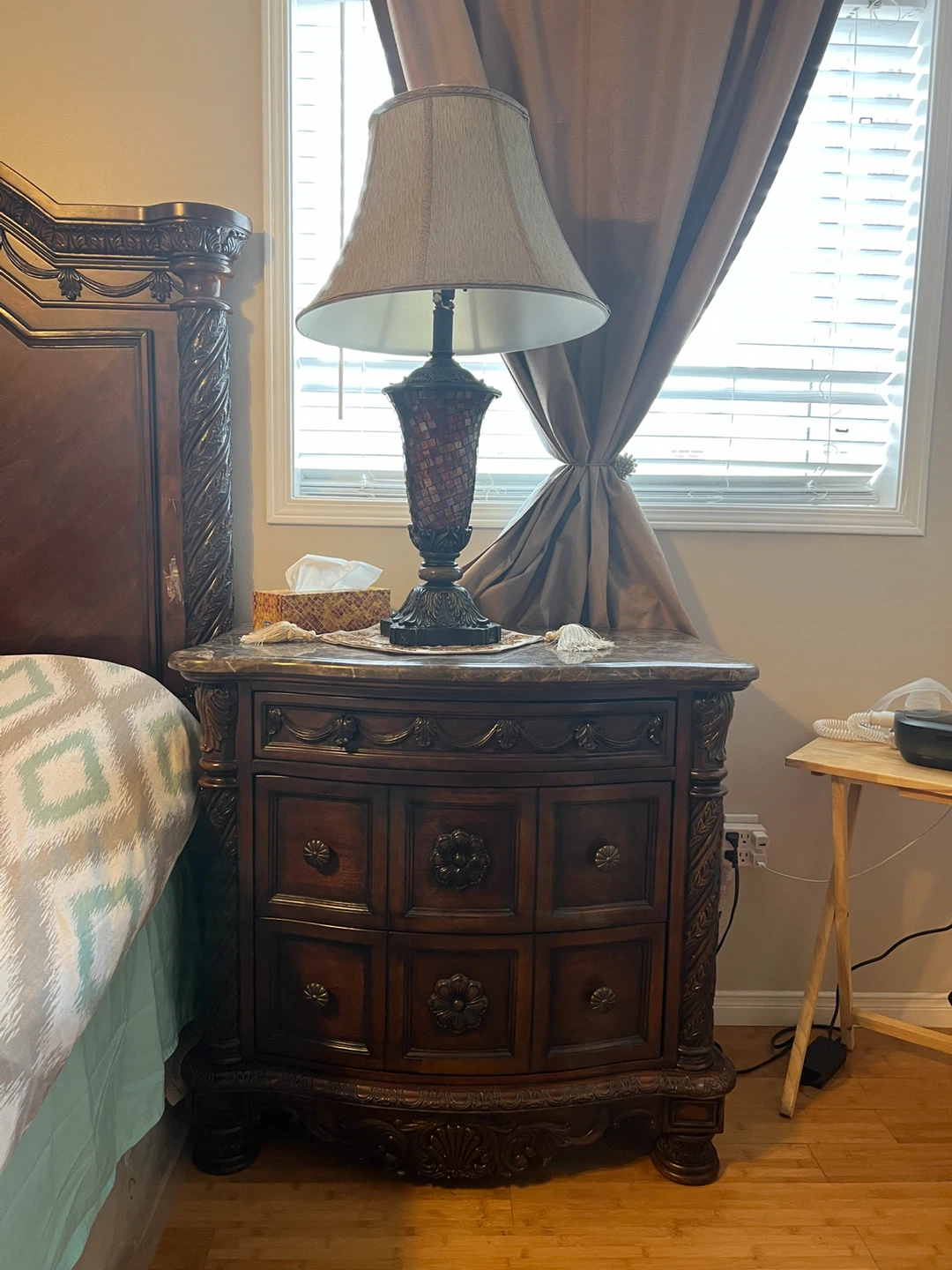 Ornate Dark Wood Full Bedroom - photo 3