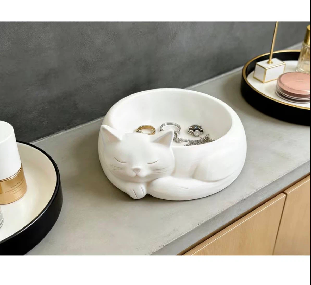White Sleeping Cat Jewelry & Storage Tray - photo 4