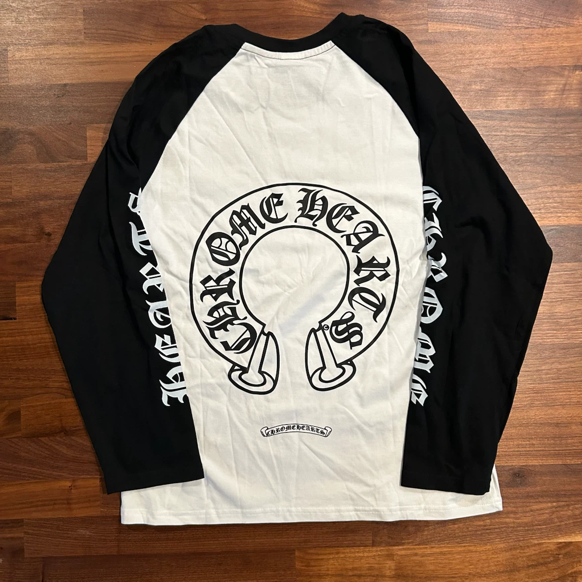 Chrome Hearts Long Sleeve Raglan Shirt - photo 3