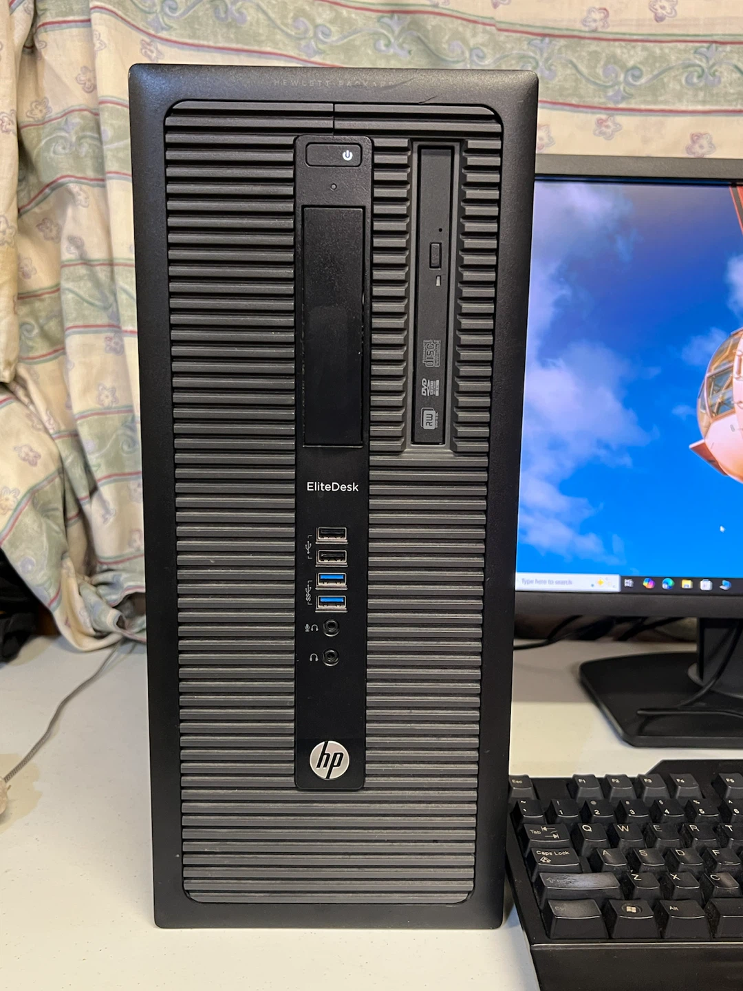 HP Desktop With Monitor, Keyboard and Mouse - photo 2