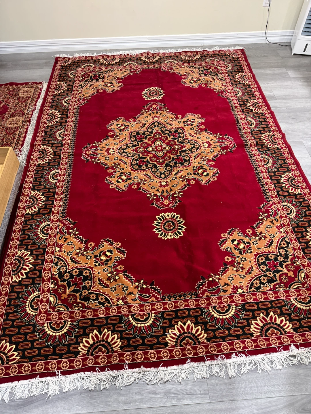 Red Oriental Area - photo 2