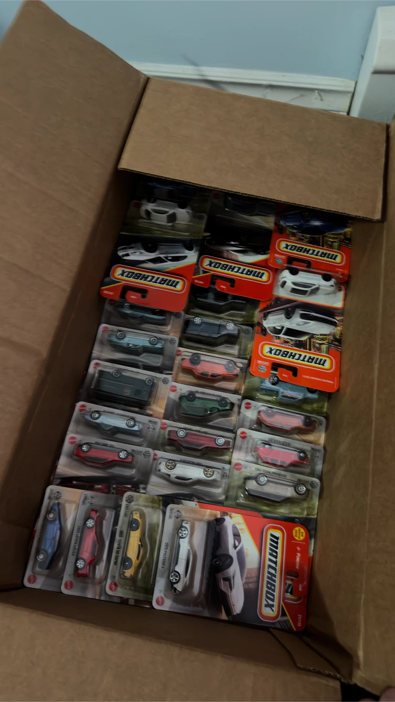 Matchbox Die-Cast Toy Cars - photo 4