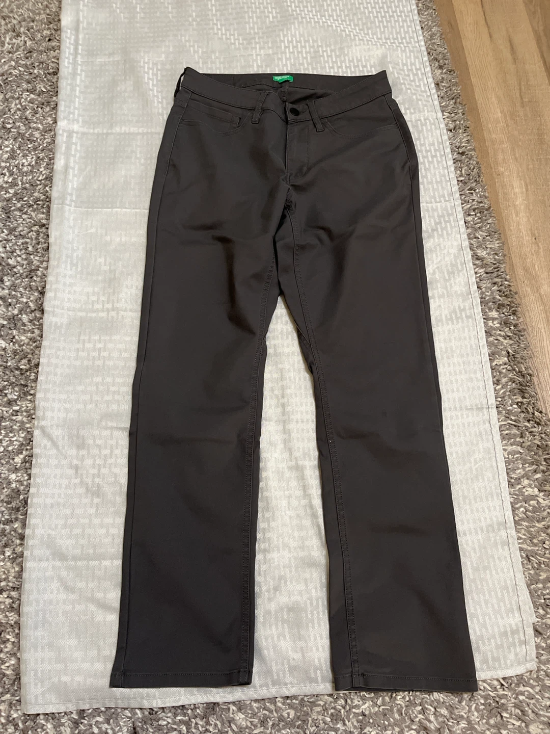 Hurley Hoodie and United Colors of Benetton Pants Bundle - photo 4