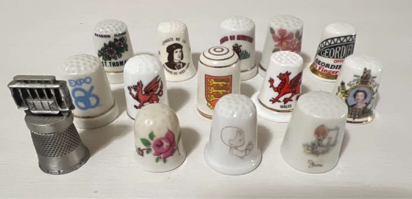 Vintage Collectible Thimbles Lot - 14