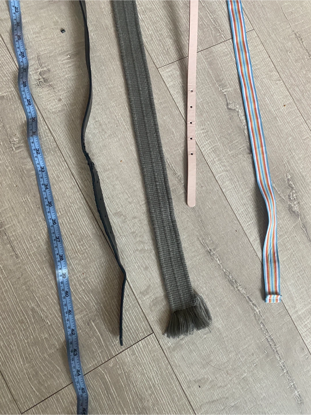 Assorted Women's Belts - photo 3
