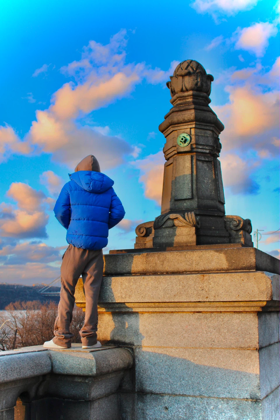 Blue Puffer Jacket and Grey Sweatpants - photo 2