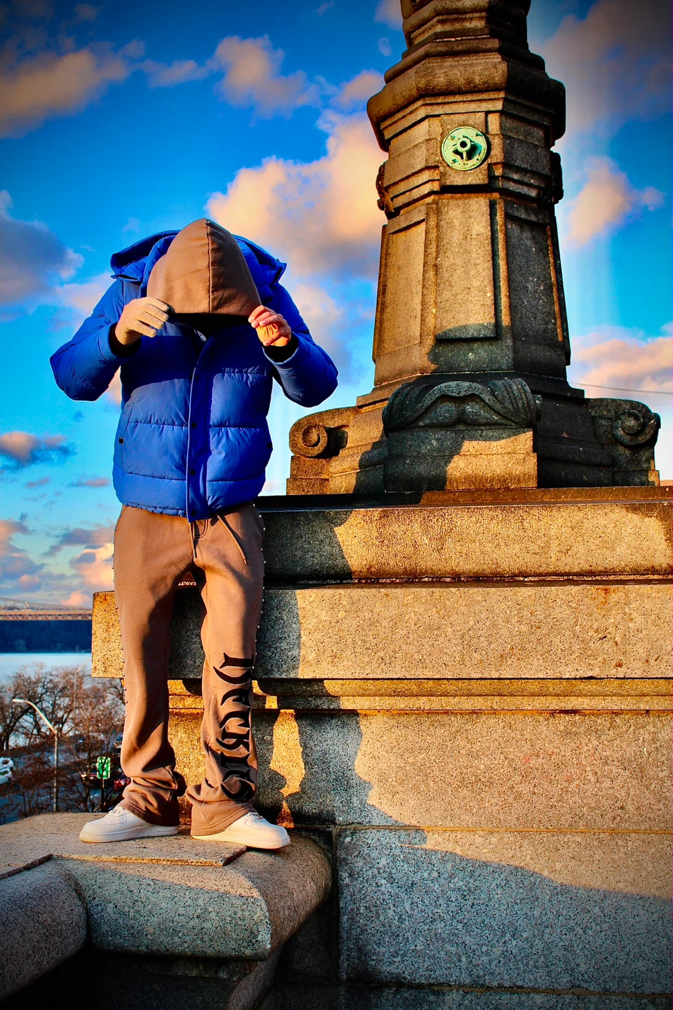 Blue Puffer Jacket and Grey Sweatpants - photo 3