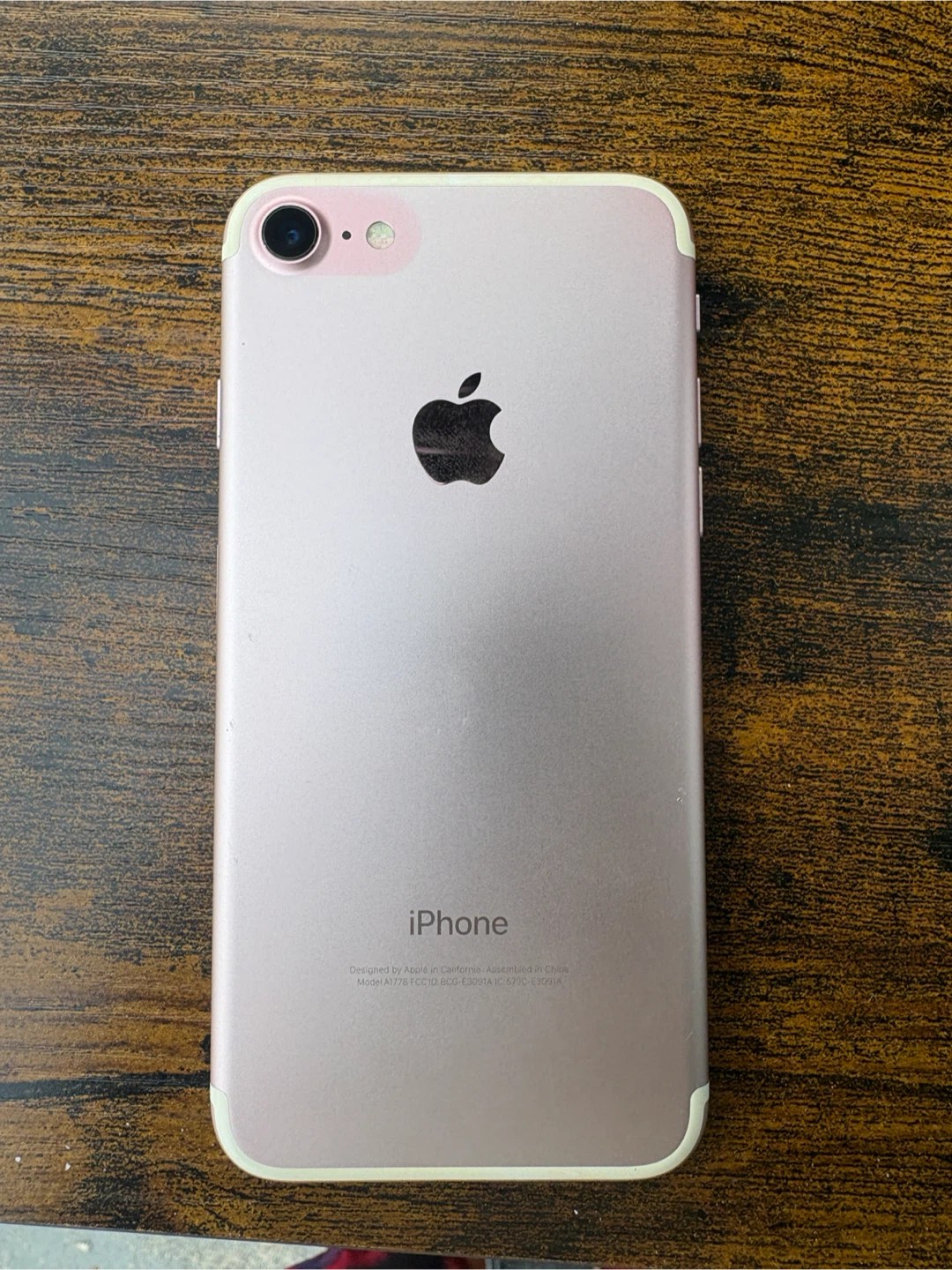 Apple iPhone 7 Rose Gold - photo 4