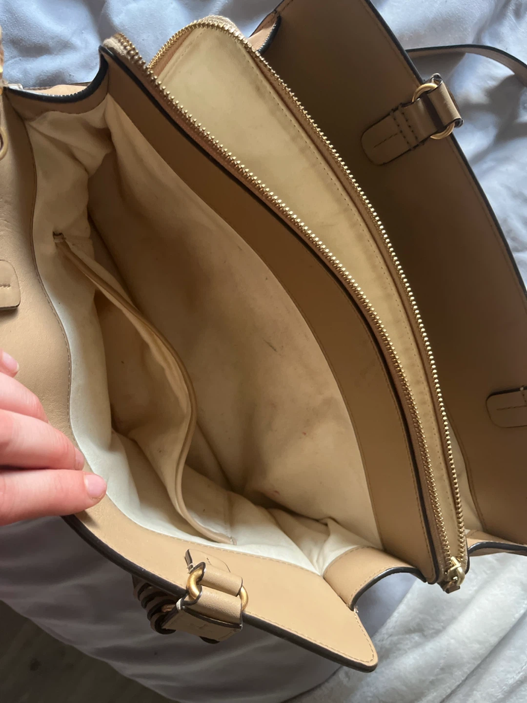 Tory Burch Leather Shoulder Bag - photo 3