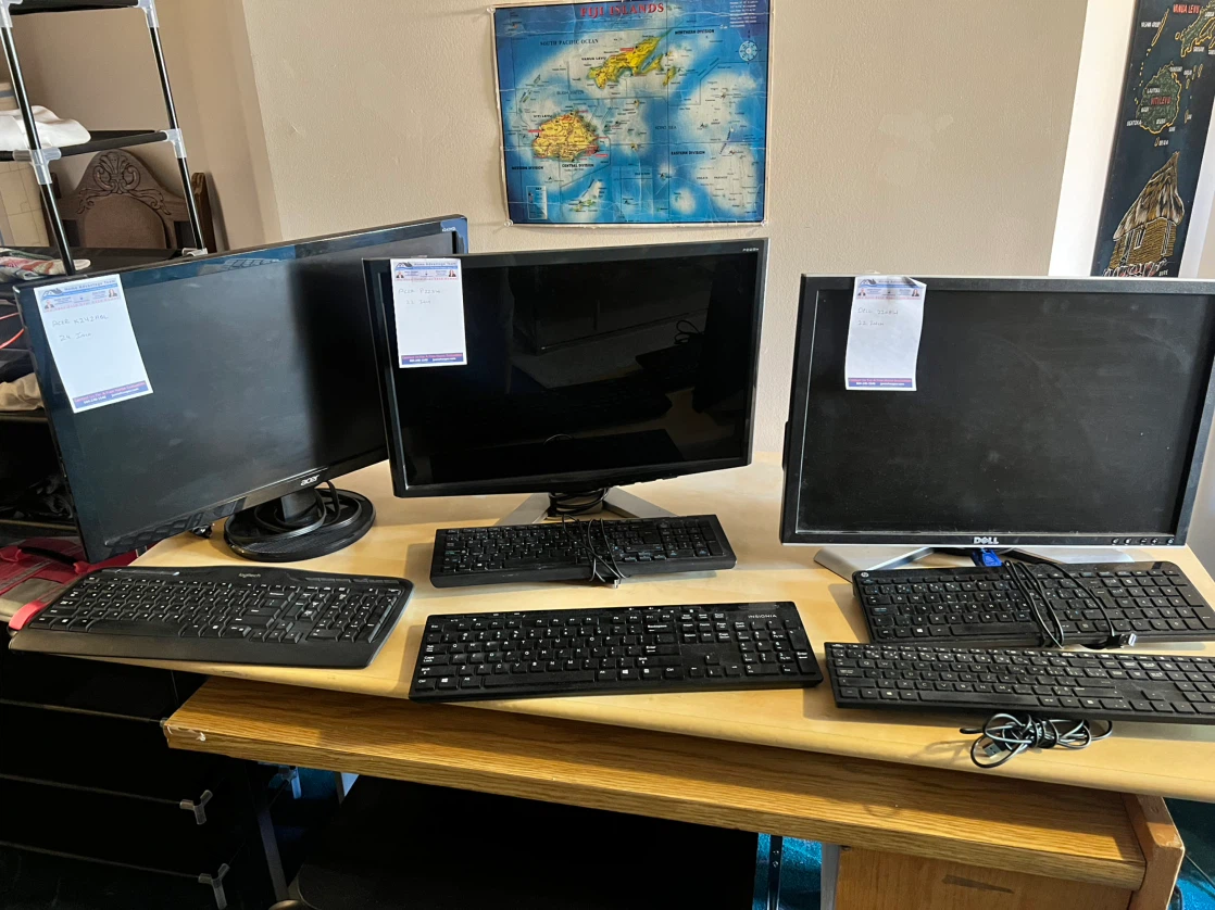 HP, Acer, Dell Desktop Computers and Monitors - photo 2