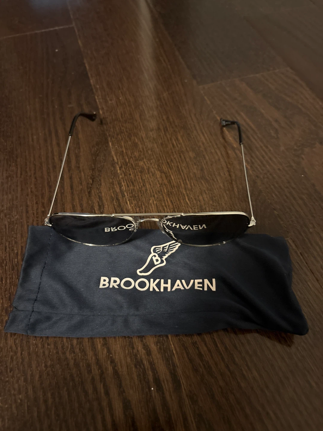 Aviator Sunglasses with Pouch - photo 2