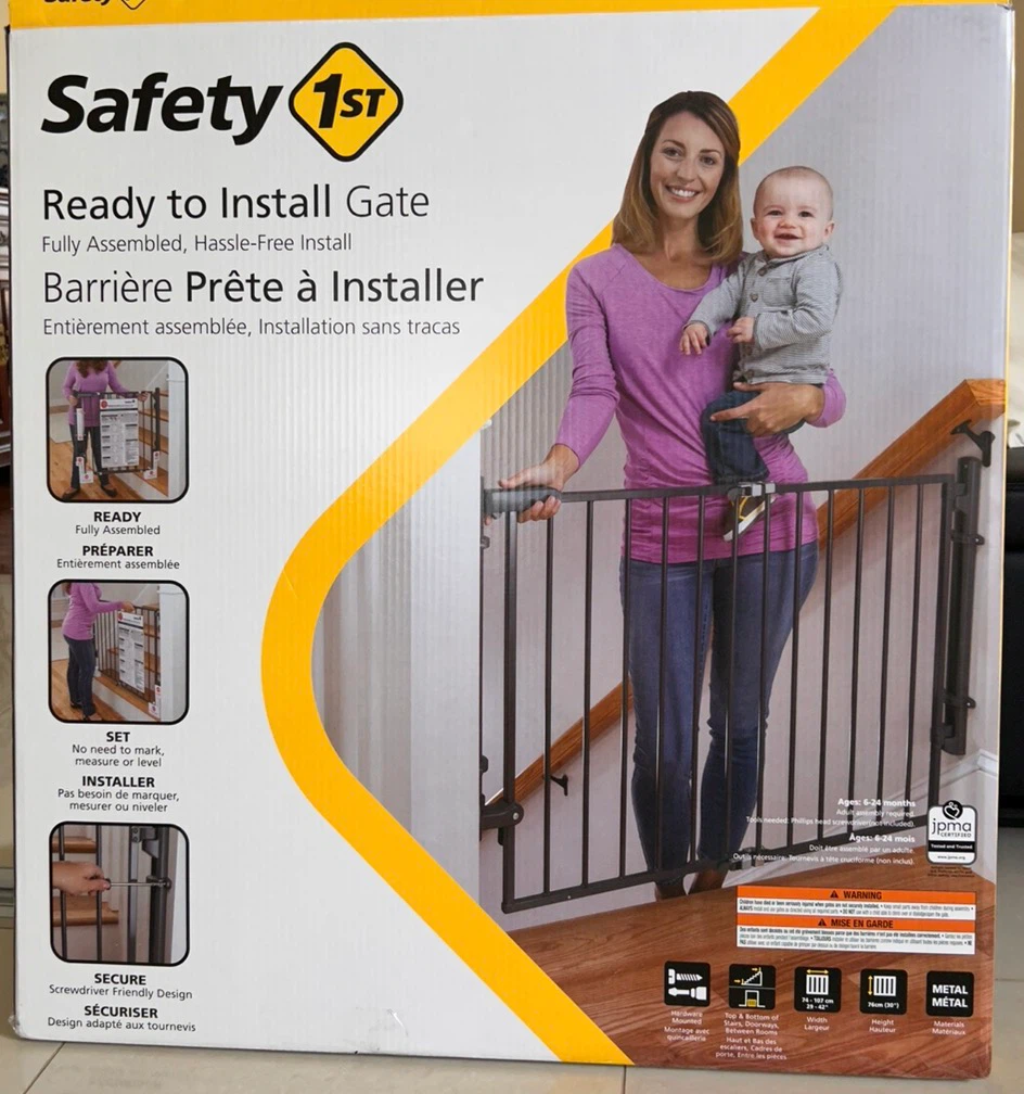 Safety 1st Ready to Install Gate