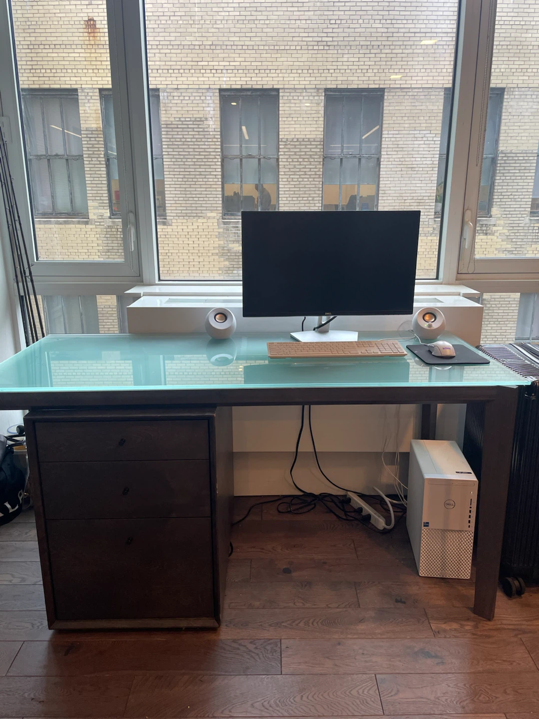 Huppé Outline Work Desk