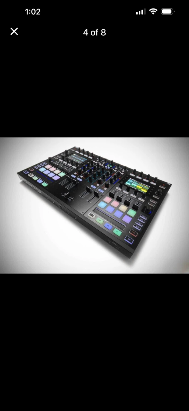 Native Instruments Traktor Kontrol S8 DJ Controller