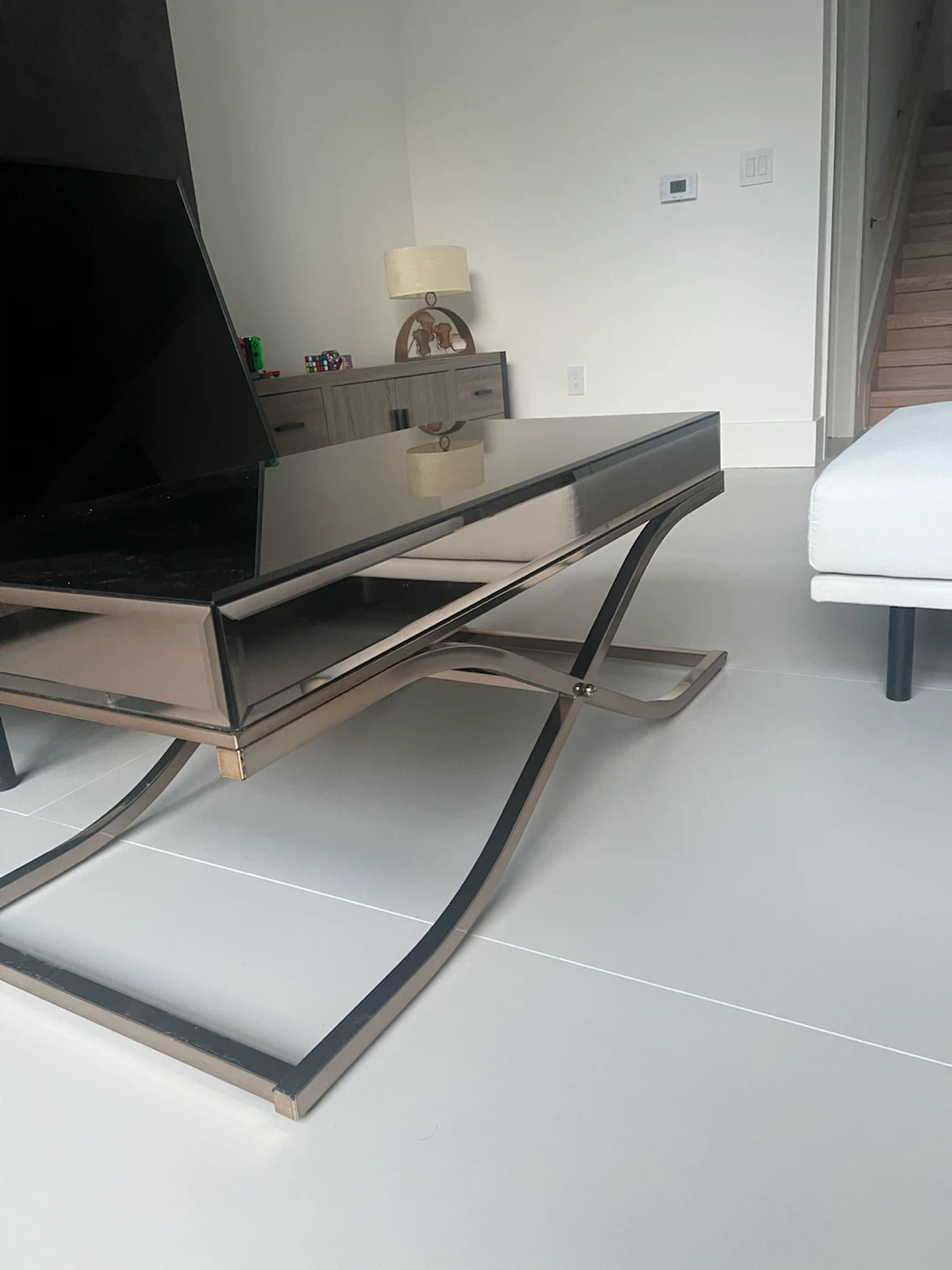 Modern Coffee Table with Mirrored Finish