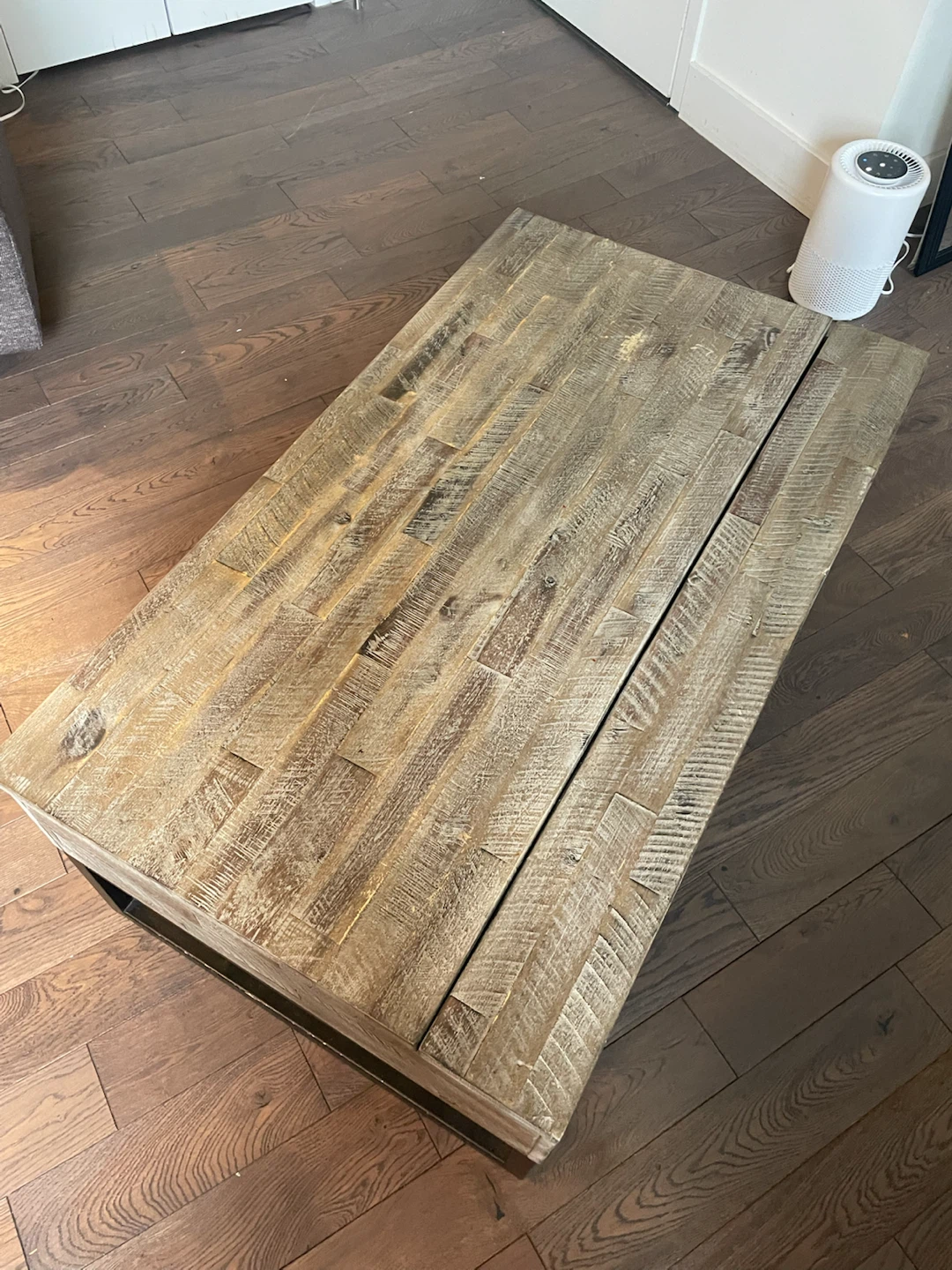 East Hampton Distressed Grey Lift Top Cocktail Table by Jofran - photo 2