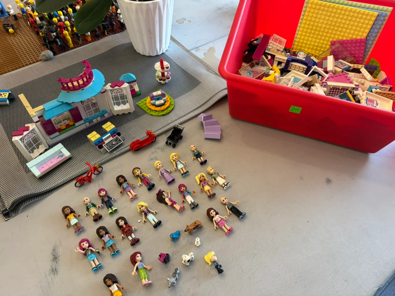 Lego friends