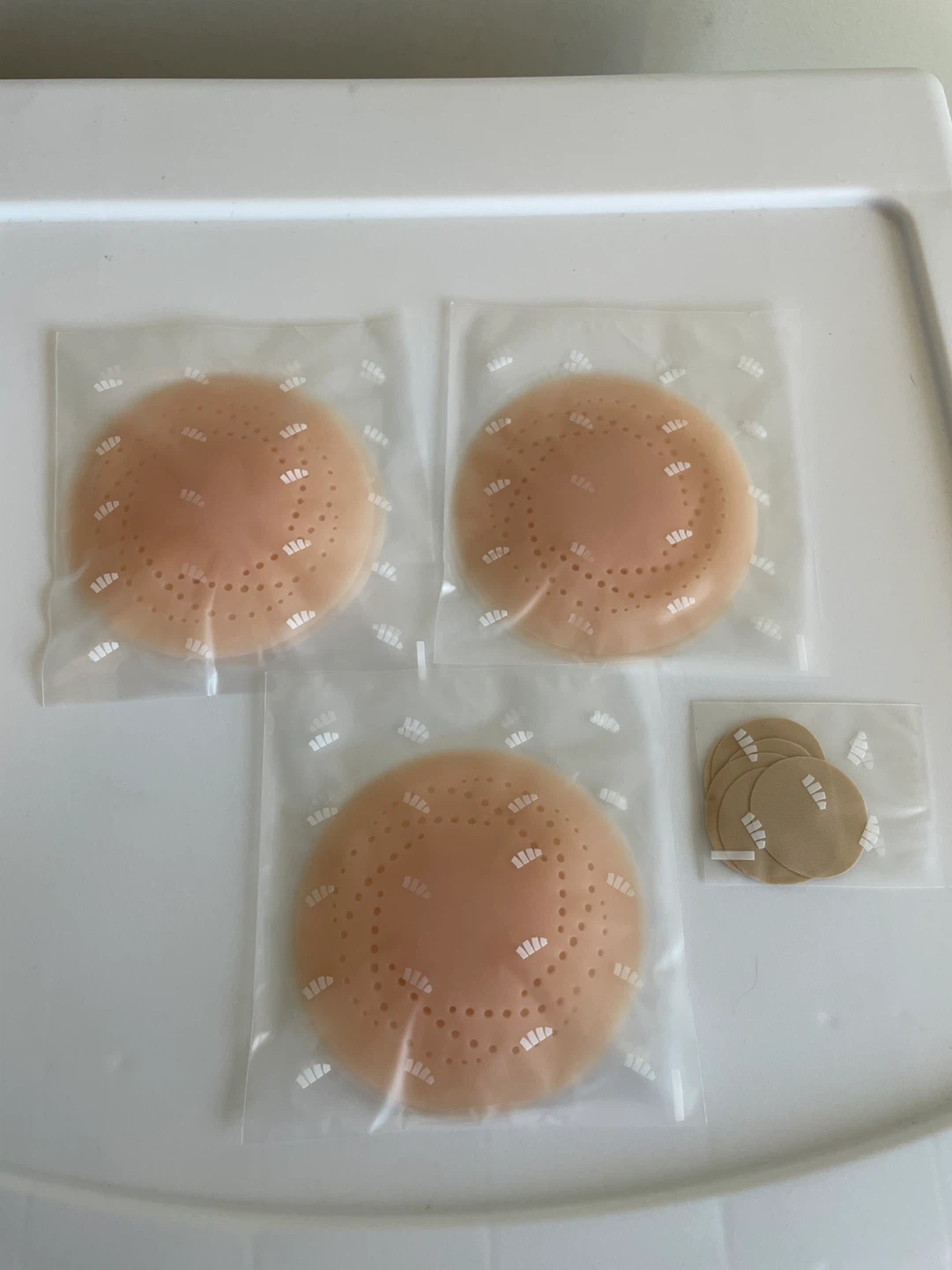 NEW nipple cover, set of 3 pairs - photo 2