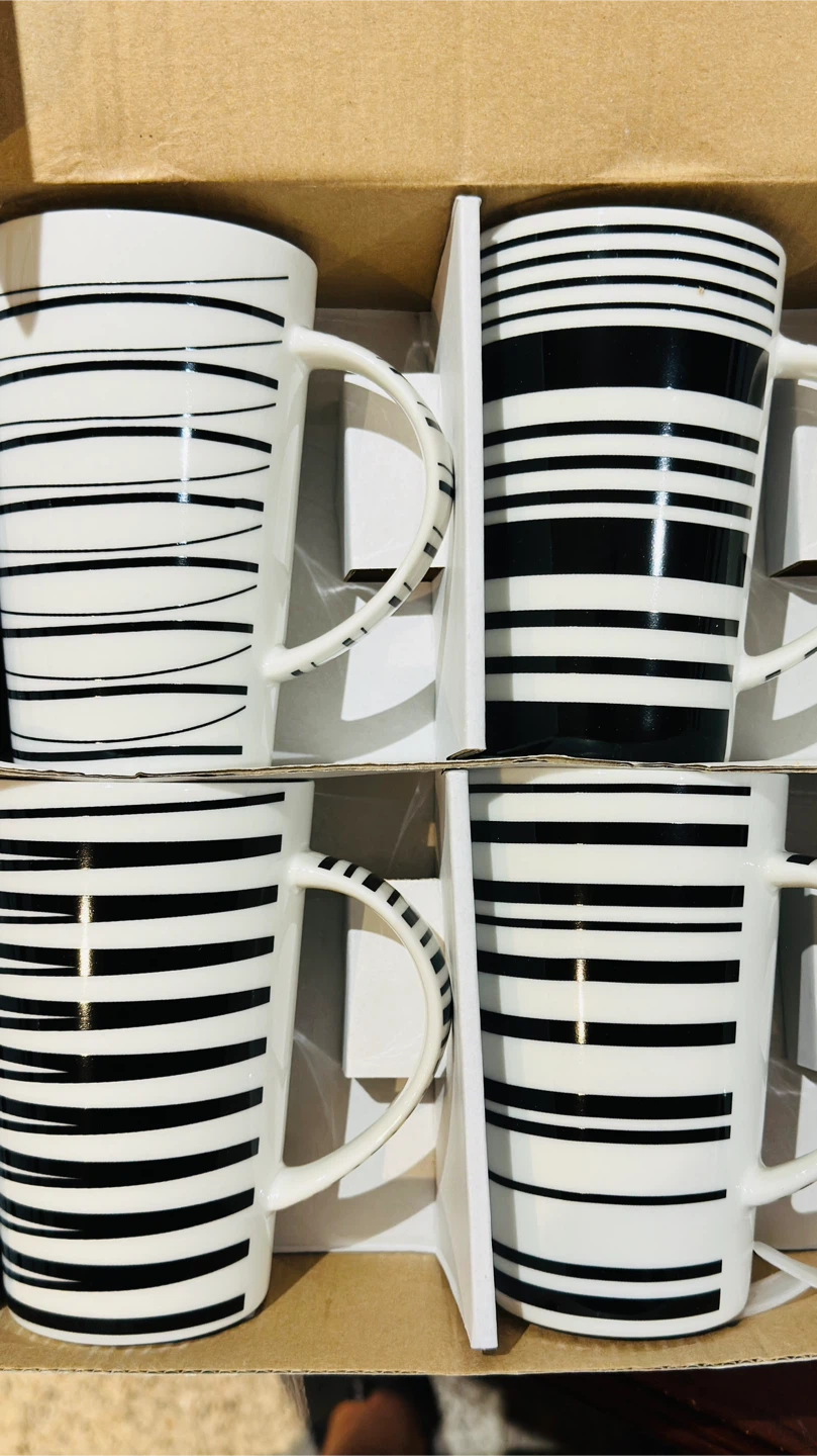 Maxwell & Williams Cafe Noir Set of 4 Mugs - photo 3