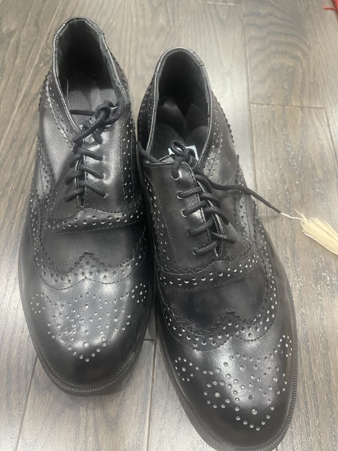 Brand new in box Black dress shoes size 8.5