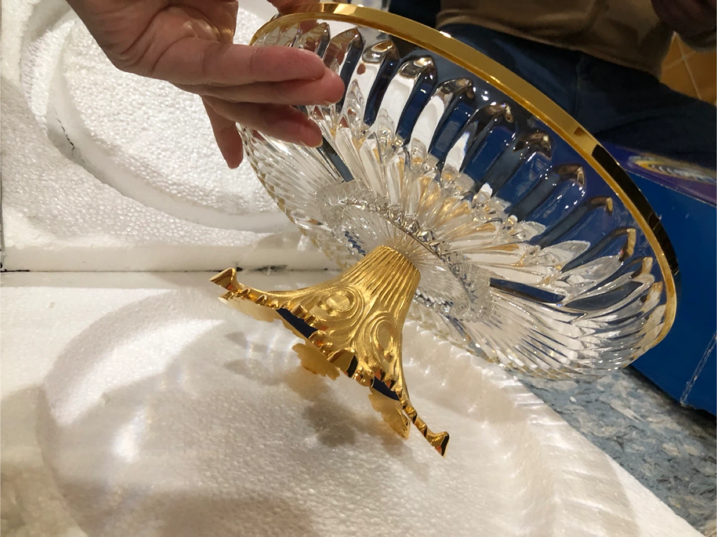 24K Gold Crystal Glass Fruit Bowl with Trim - photo 2