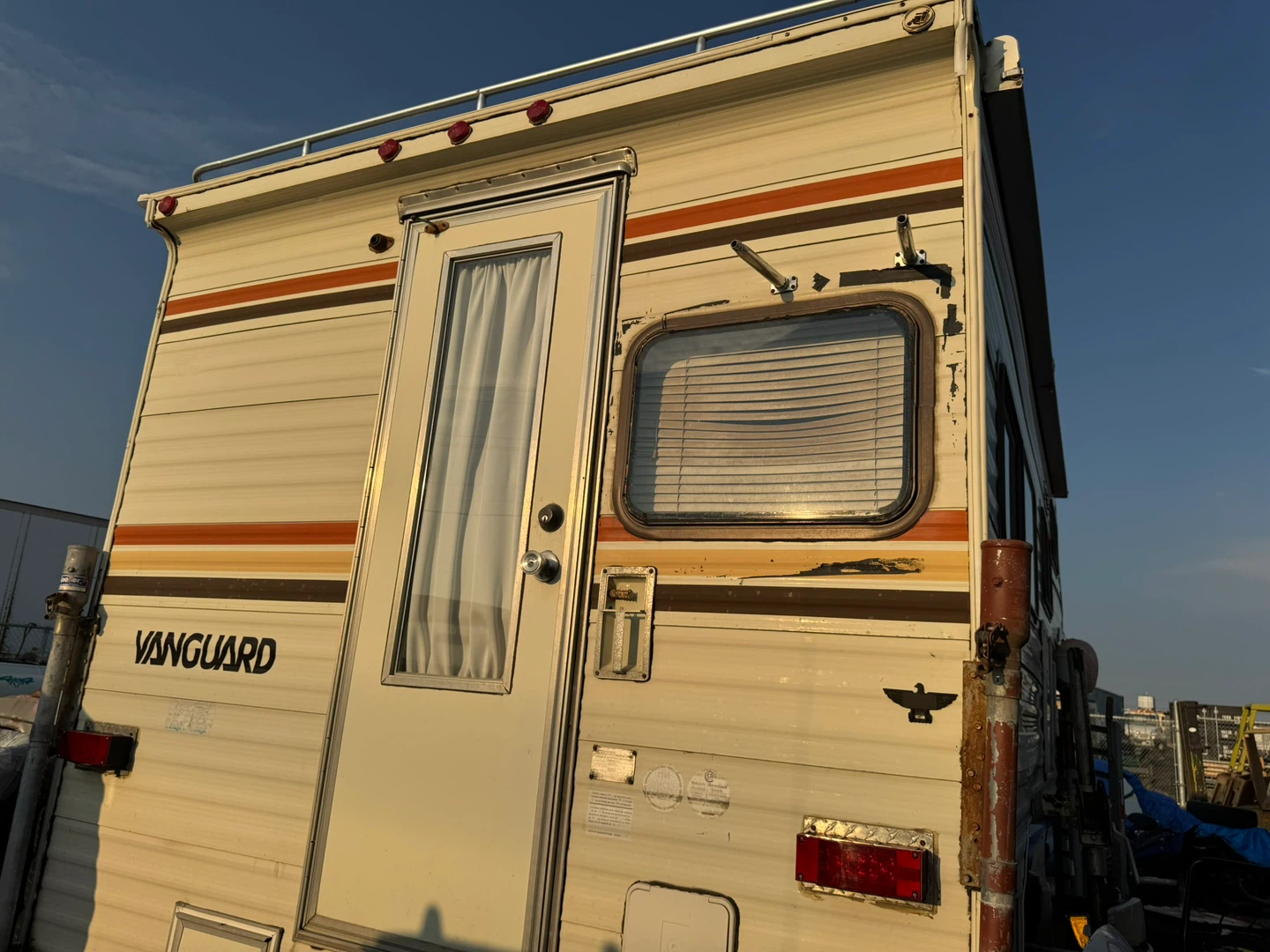 Vanguard Camper - photo 2