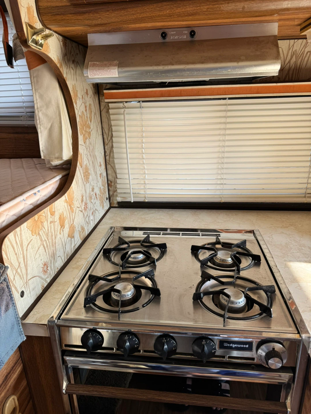 Vanguard Camper - photo 4