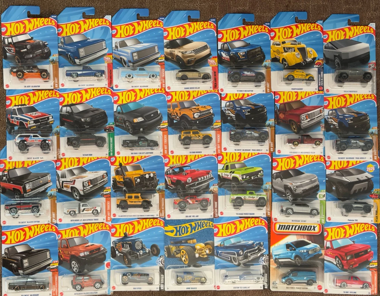 Assorted Hot Wheels Diecast Cars Collection - photo 2