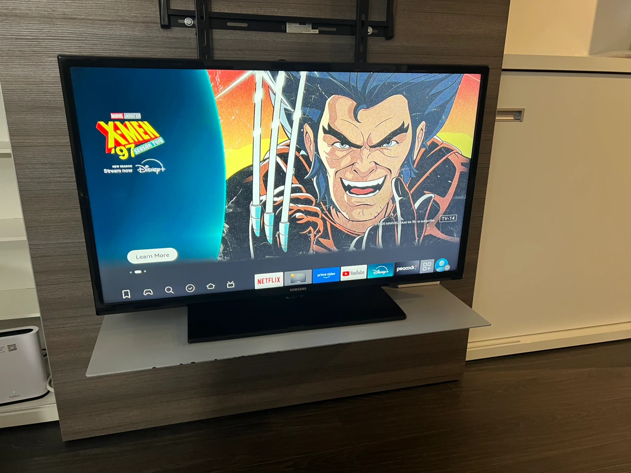 Free 40” Samsung LED TV - photo 3