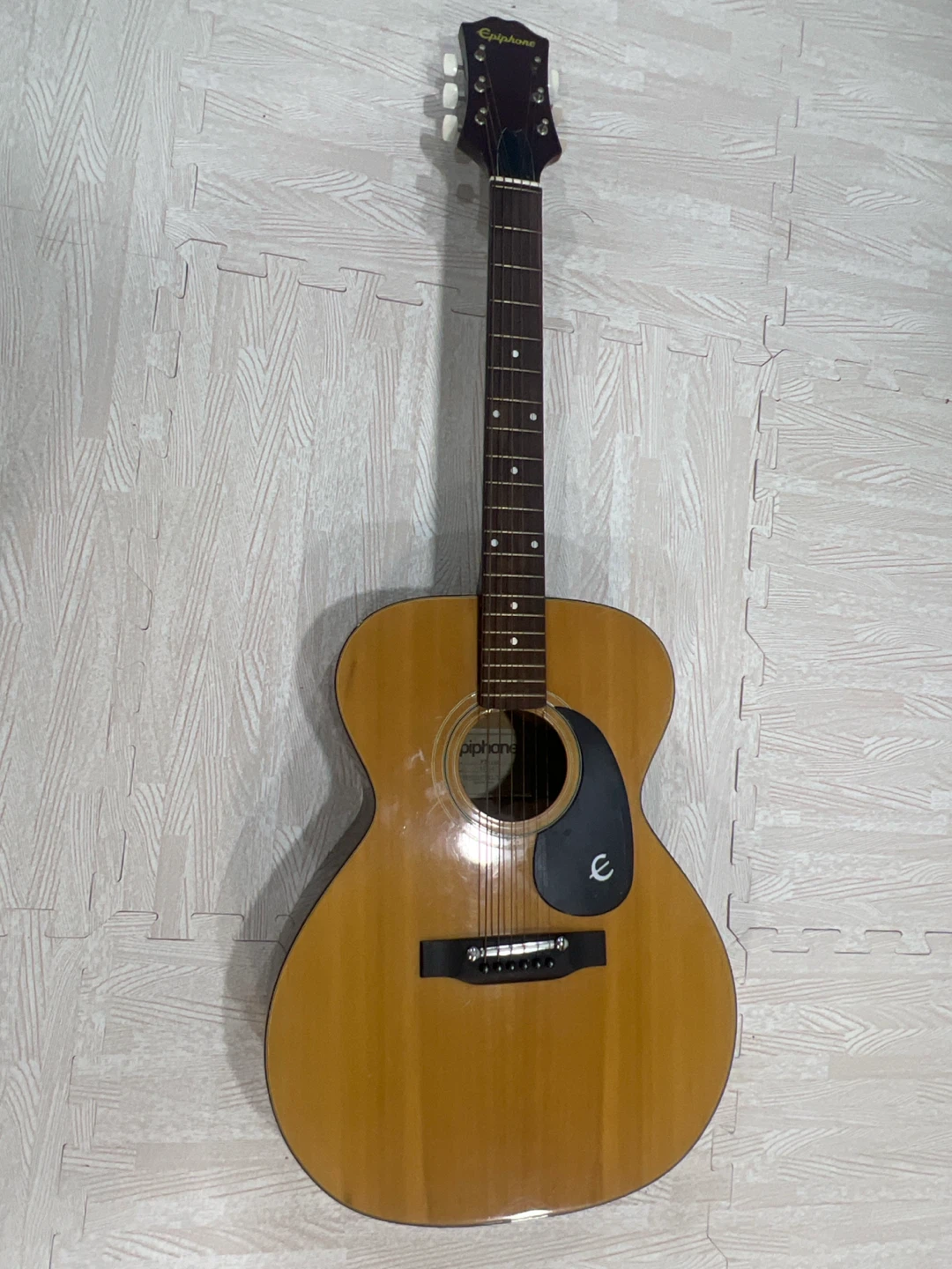 Epiphone Acoustic Guitar