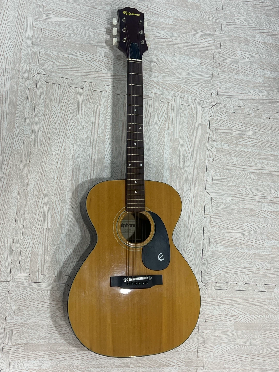 Epiphone Acoustic Guitar - photo 2