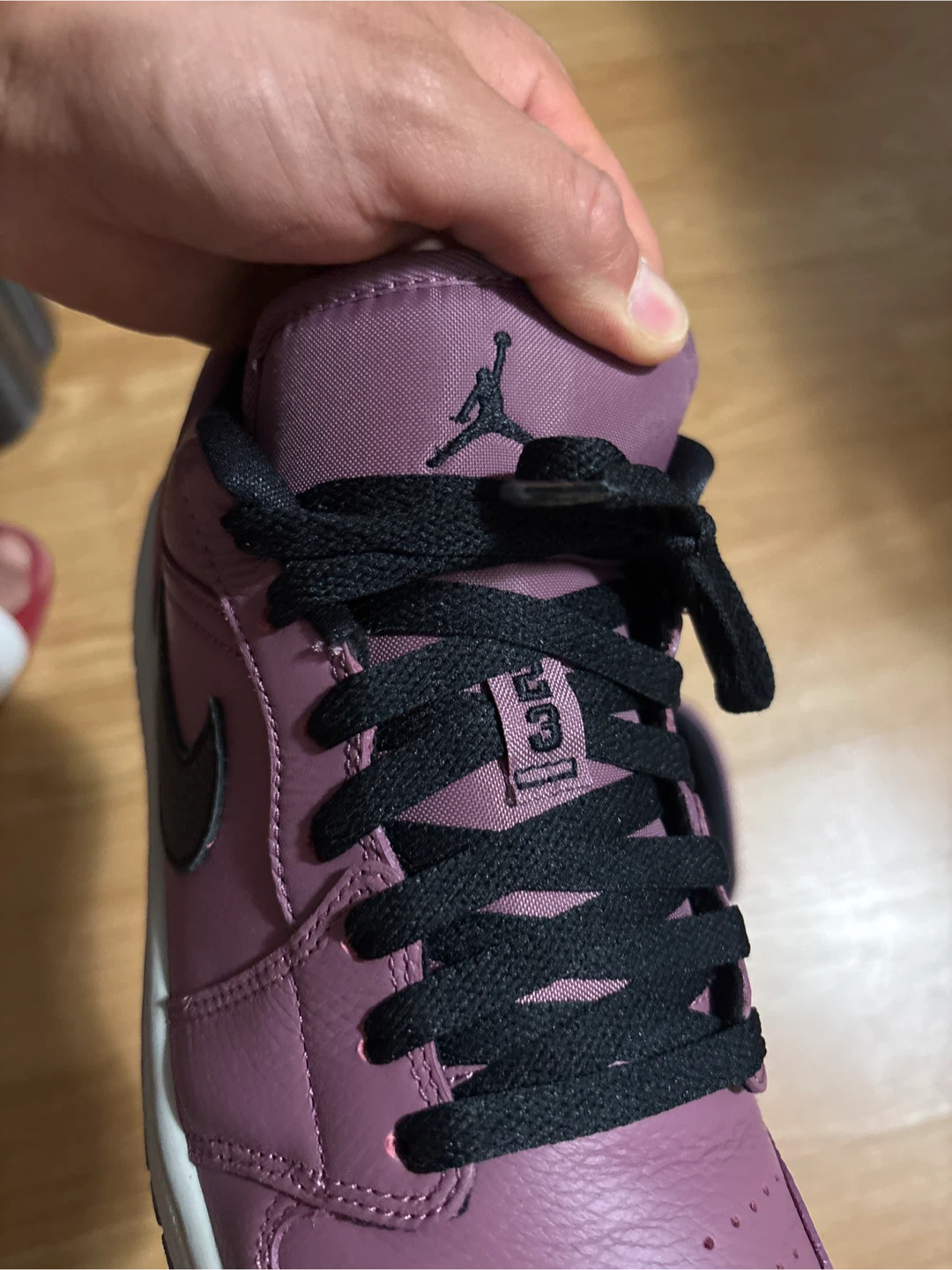 Air Jordan 1 Low SE - photo 3