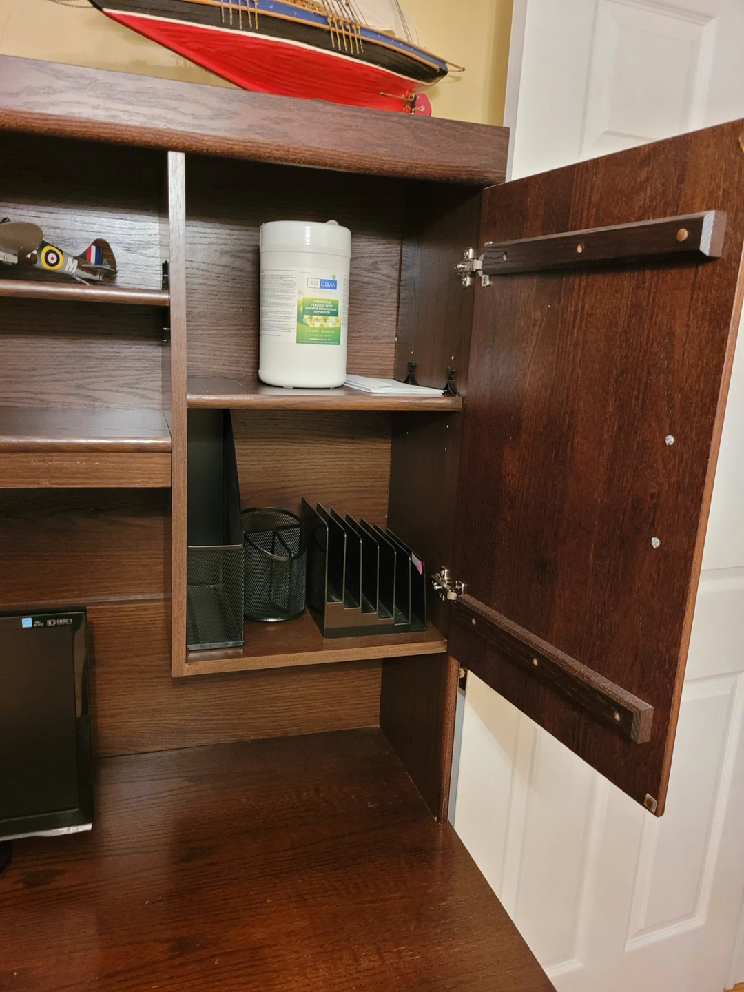 Wooden Desk with Hutch - photo 4